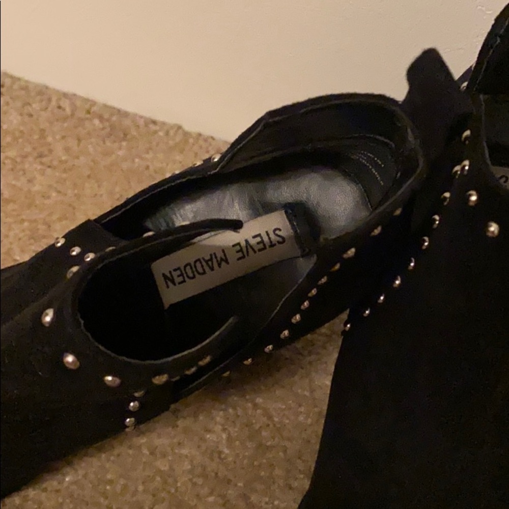 Steve Madden booties - Picture 2 of 4